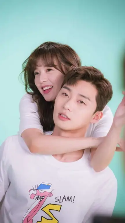 Adegan lucu dari drama Korea bergenre komedi Gambar drama Korea komedi